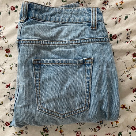 Ripped Light Wash Girlfriend Jeans - Picture 4 of 4